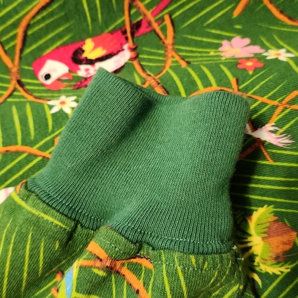 Disney Enchanted Tiki Room Spirit Jersey Size S - Picture 8 of 9